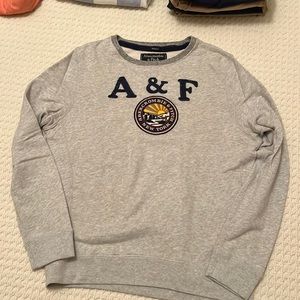 Men’s Abercrombie and Fitch Crewneck Sweatshirt Size Medium